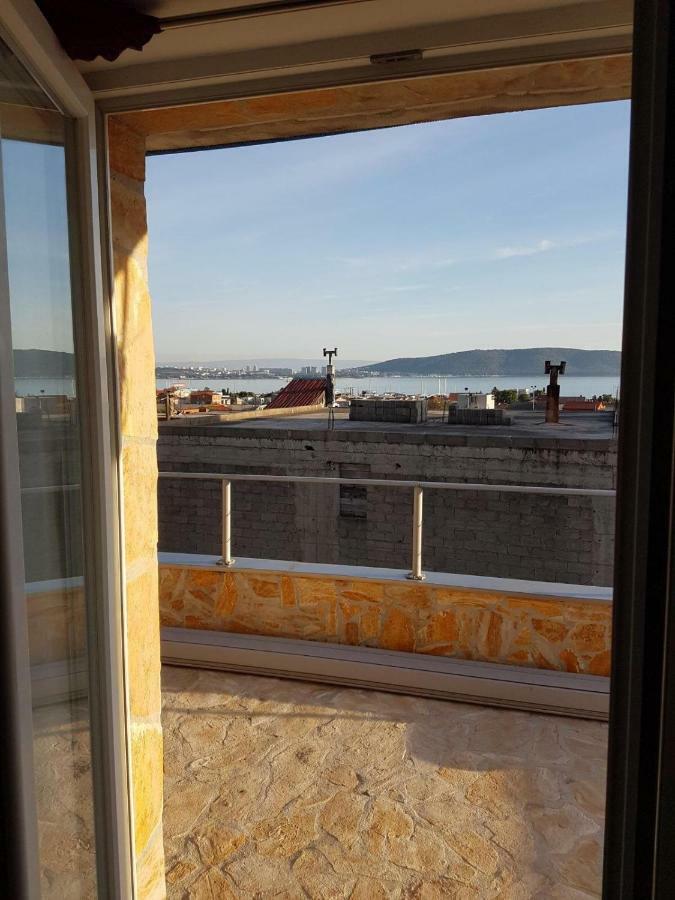 Apartment Dijana Kastela Luaran gambar