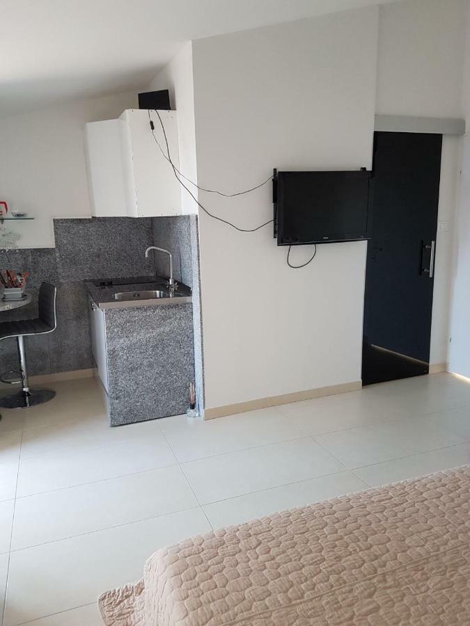 Apartment Dijana Kastela Luaran gambar