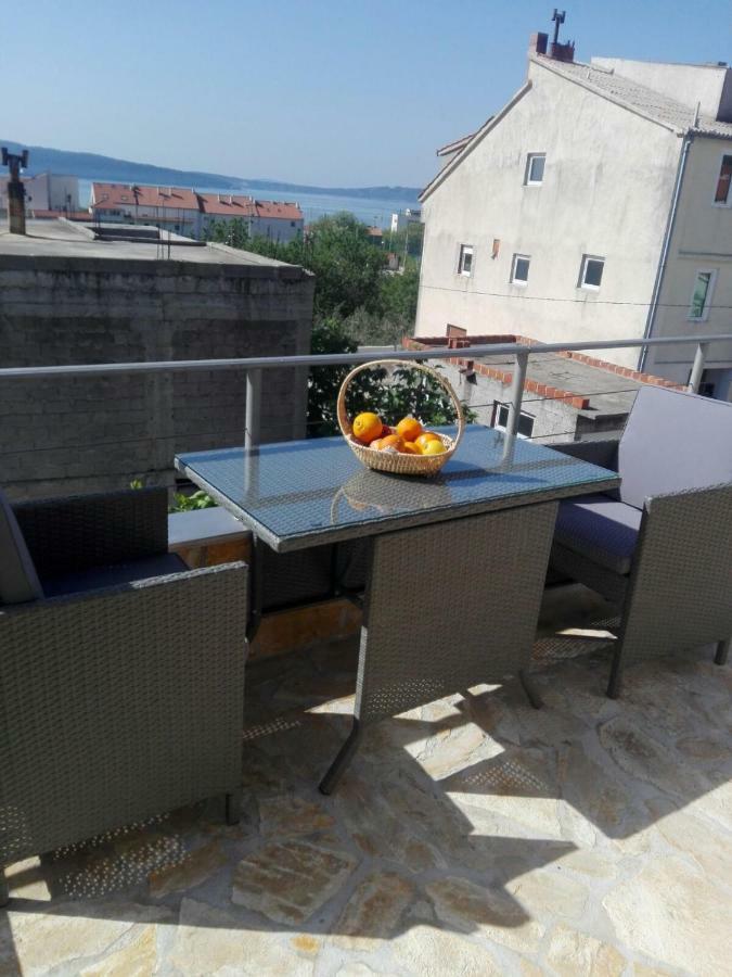 Apartment Dijana Kastela Luaran gambar